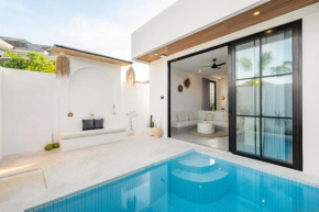 Tropical Canggu Pool Suite